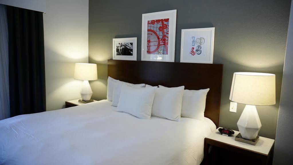 Pace Hotel 4*