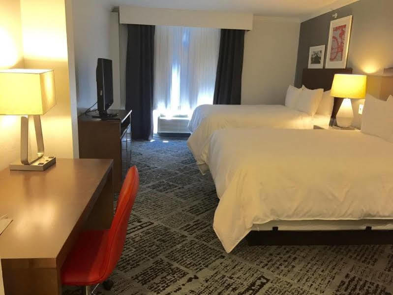 Pace Hotel Addison