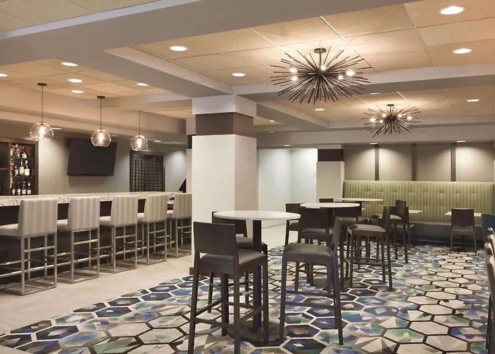Pace Hotel Addison