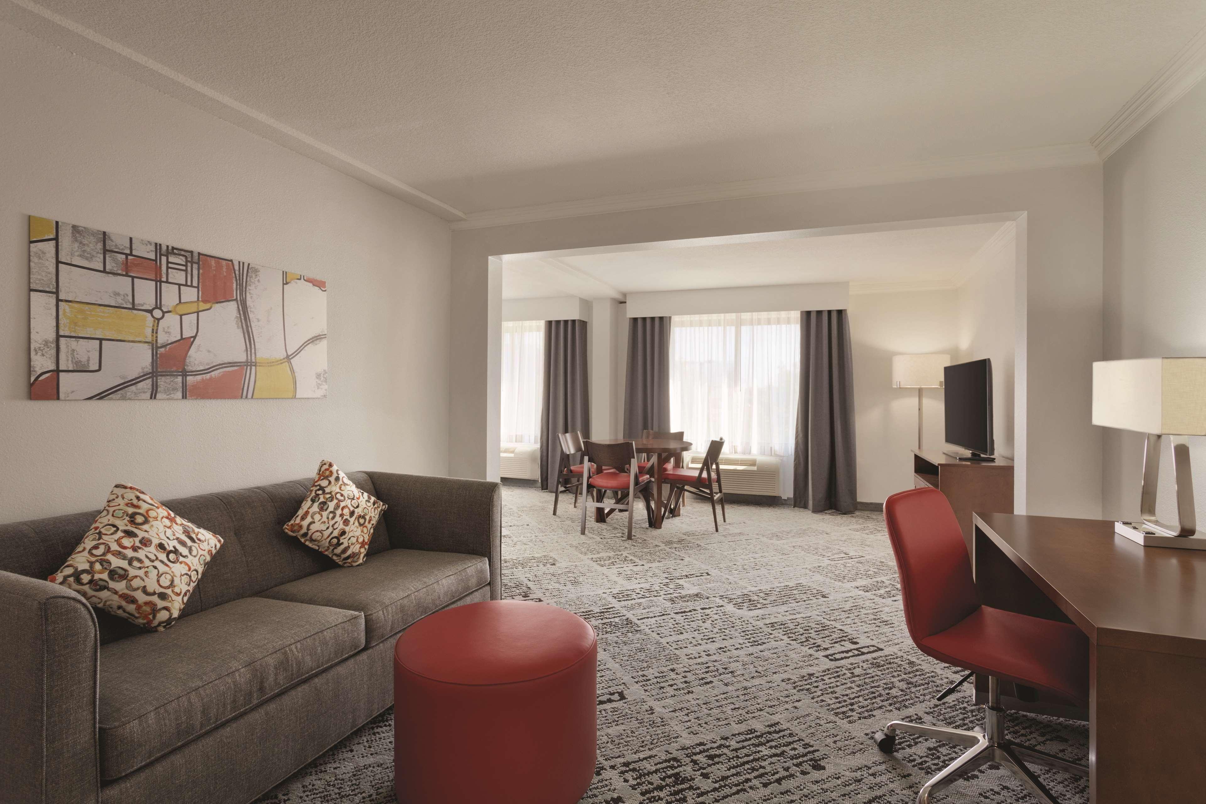 Pace Hotel 4*