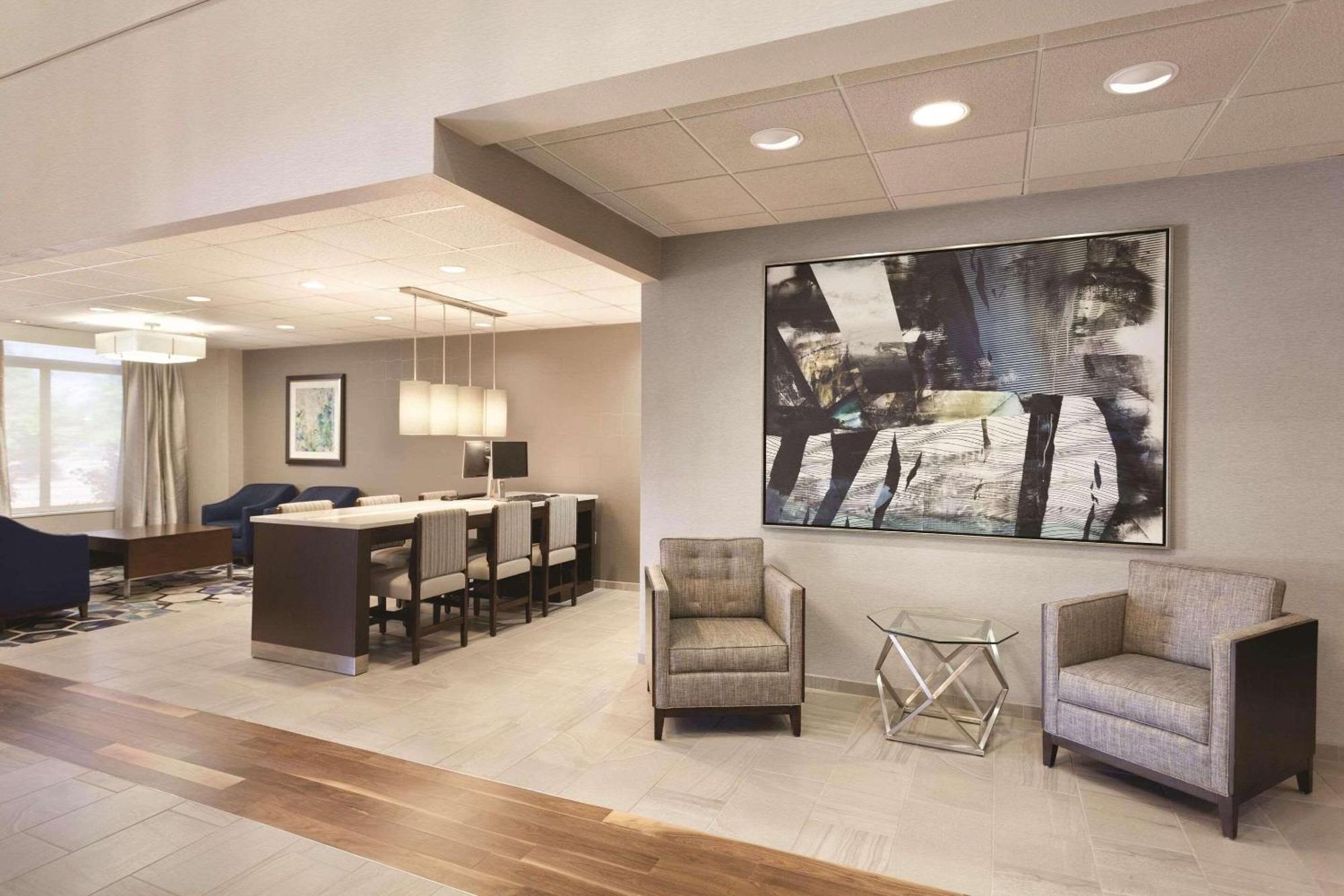 Pace Hotel 4*